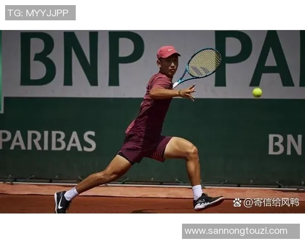 深圳网球队耐力对比深度分析揭示运动员训练与表现的关键因素 深圳网球队耐力对比深度分析揭示运动员训练与表现的关键因素