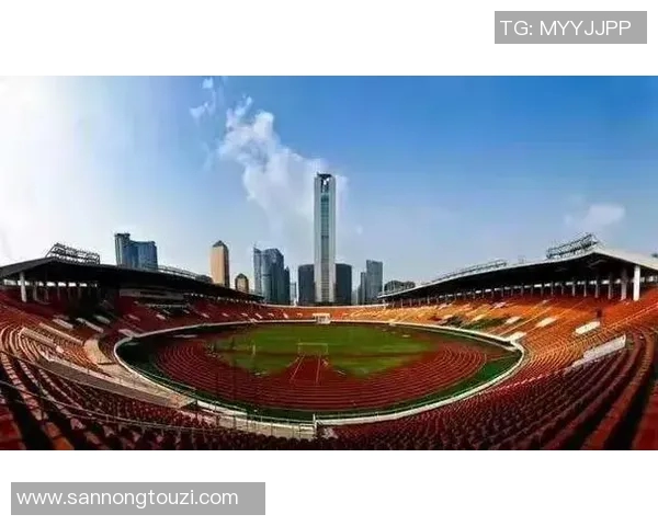 武汉足球队比赛经验深度对比分析与未来发展展望 武汉足球队比赛经验深度对比分析与未来发展展望