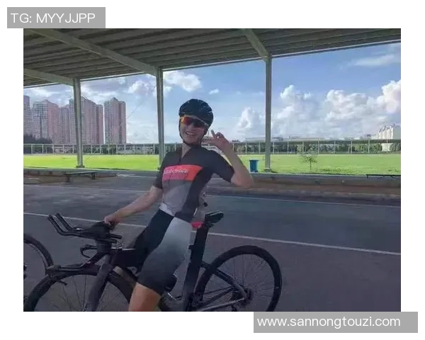 深圳足球队选拔赛特别报道：从艰辛历程到辉煌突破的成长之路