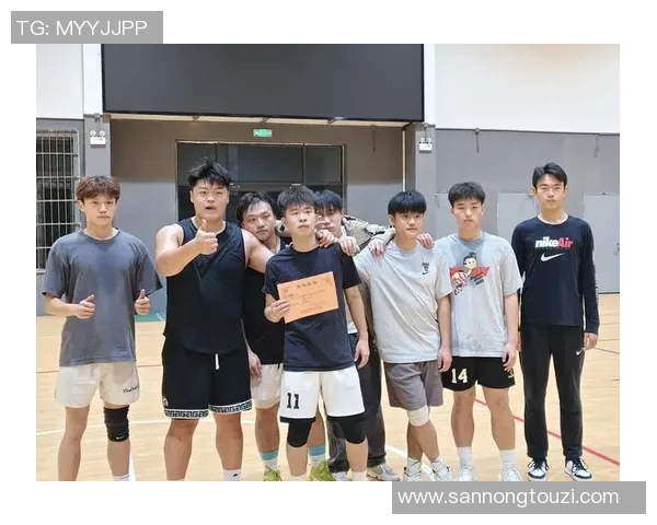 篮球与足球的巅峰对话明星们的友谊赛场上的激情碰撞